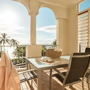 Sea Change Beachfront 5*, Trinity Beach Australia