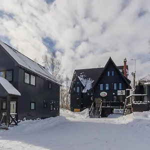 Freeride Backpackers , Niseko Japan