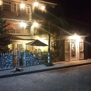La Belle Maison Milot Couette-café Samson